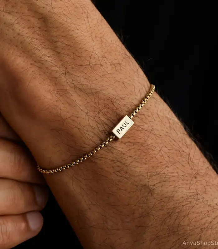 Men's Engraved Name Bar Bracelet on Box Chain